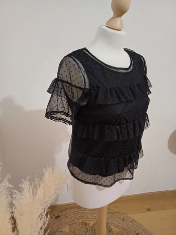 Top noir chic à plumetis H&M taille S 36