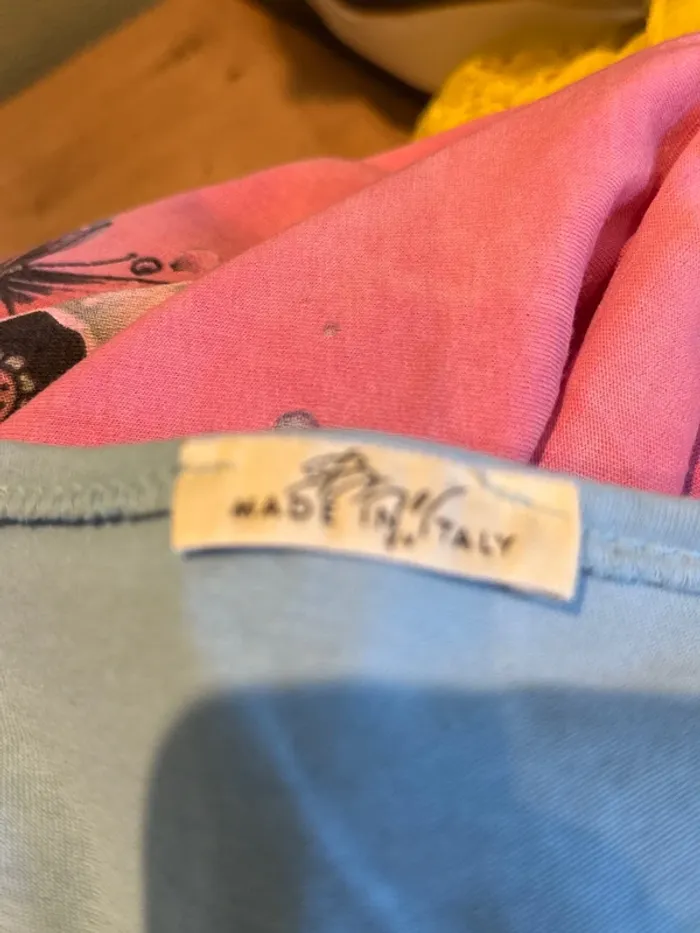 Magnifique T-shirt, bleu, dégradé avec tête de mort, colorée devant femme - photo numéro 2