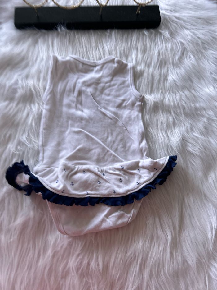 Bodie fille bougli bougla 🥰 taille 18 mois   Des taches par endroit comme le montre les photos