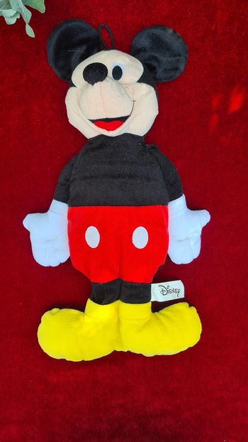 Peluche range pyjama Mickey Disney  C.T.I