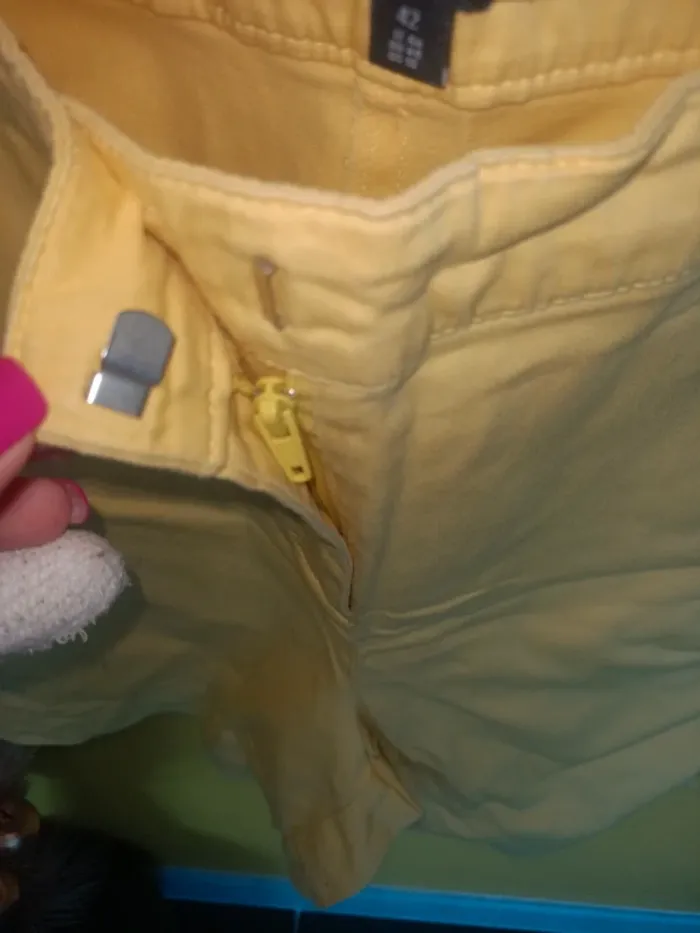 Short jaune Kiabi taille XL en très bon état - photo numéro 6