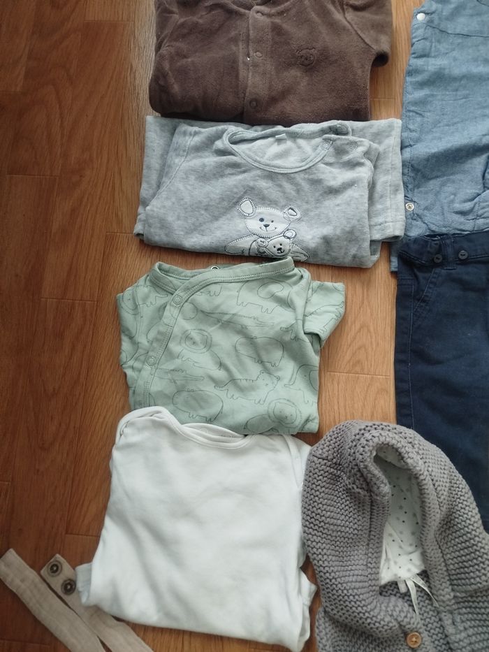 Lot de 12 vêtements bébé garçon - photo numéro 7