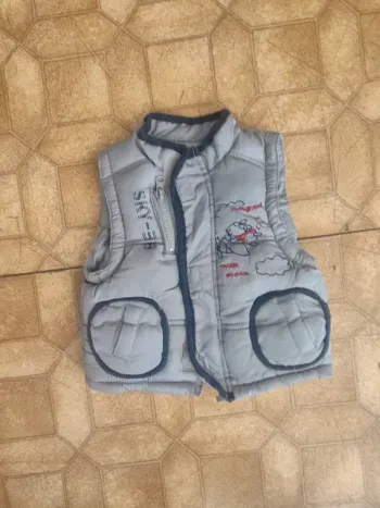Manteau sans manche tom et kiddy 6 mois