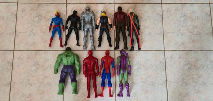 Lot de 9 figurines marvel hasbro - photo numéro 2