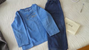 Pyjama velours bleu 4 ans TEX
