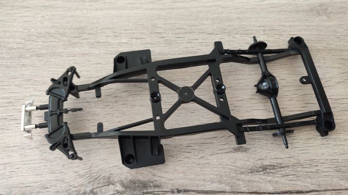 Châssis inférieur pièce détachée miniature Bburago Burago Chevrolet Corvette 1957 1/18 1/18e 1/18ème