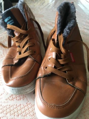 Chaussure montante fourrée en42