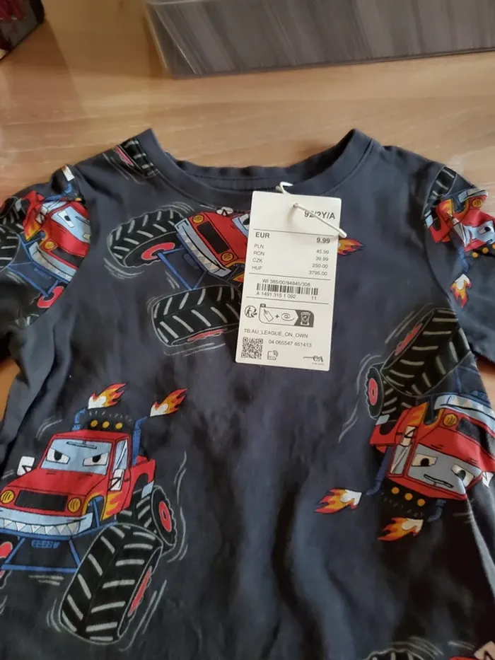 Tee-shirt ML C&A 2 ans tout neuf - photo numéro 2