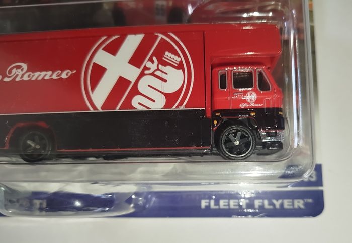 Hot Wheels Team Transport  Alpha Roméo 2023 - photo numéro 3