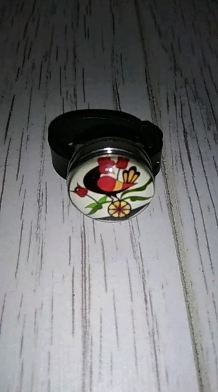 Bague ajustable à bouton Neuve