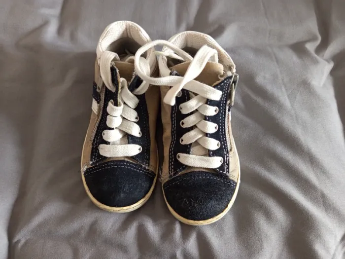 Chaussures 24