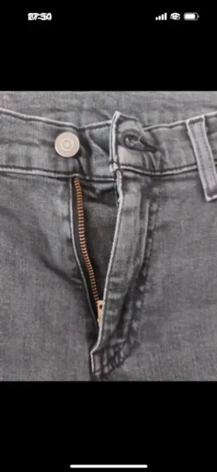 Jeans Levi's 511  taille W29 L32 - photo numéro 3