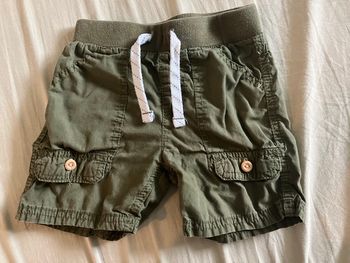 Short kaki enfant