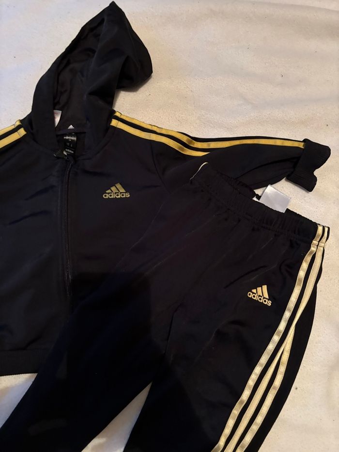 Ensemble adidas  9-12 mois - photo numéro 2