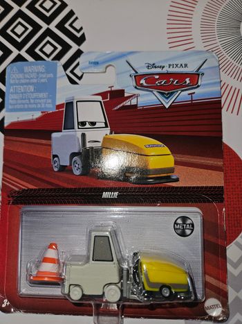Voiture cars Mattel Disney Pixar neuve