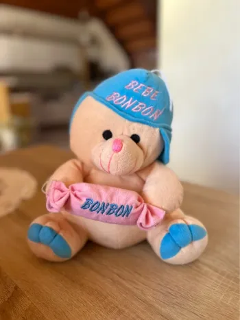 Peluche nounours beige "Bébé bonbon" Trés bon état