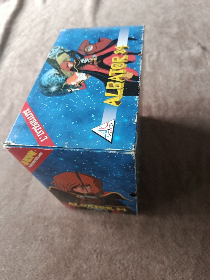 A saisir, coffret VHS  " Albator 84 " ( bien lire svp ) - photo numéro 3