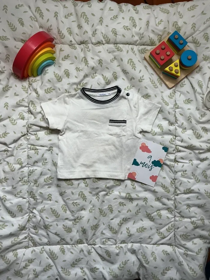 teeshirt manches courtes blanc et marine 9 mois bout'chou