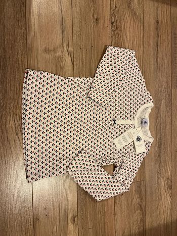 6 ans - haut petit bateau fleurs neuf