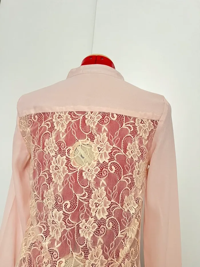 Blouse manches longues rose pale dos dentelle So Essential