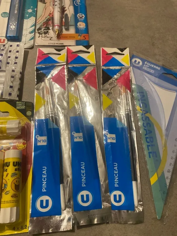 Lot de fournitures scolaires - photo numéro 5