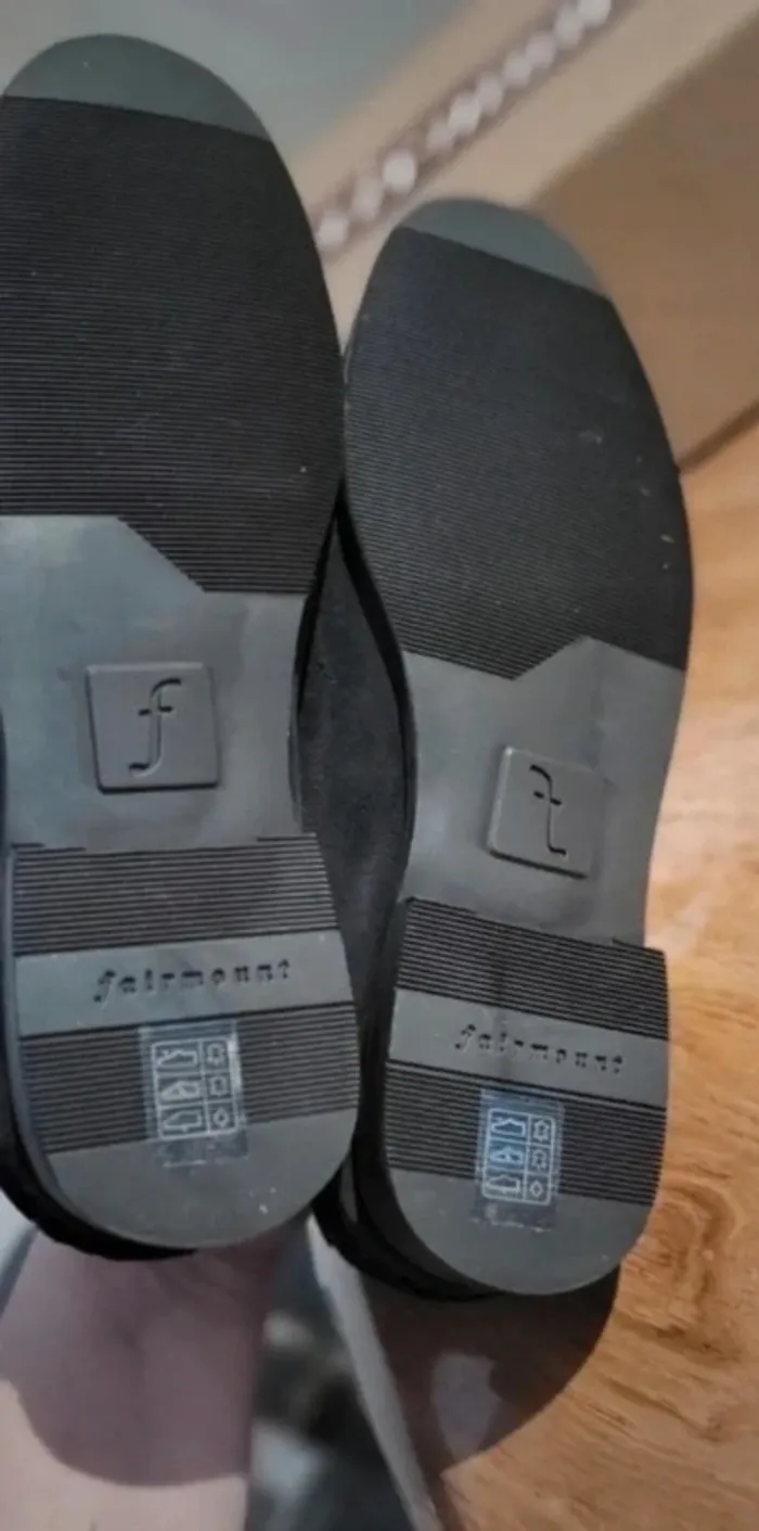 Annonce Vinted – Mocassins Fairmount en daim bleu – Neufs, avec boîte - photo numéro 5