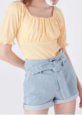Blouse jaune 🌼 style corset