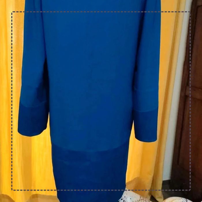 Robe bleue de marque Paule Ka très bon état taille 38 - photo numéro 2