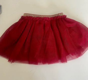 Petite jupe tape à l’œil