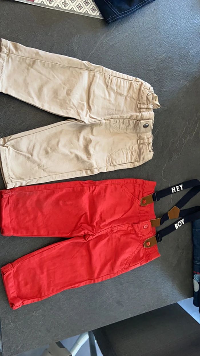 Lot 2 pantalons 9 mois