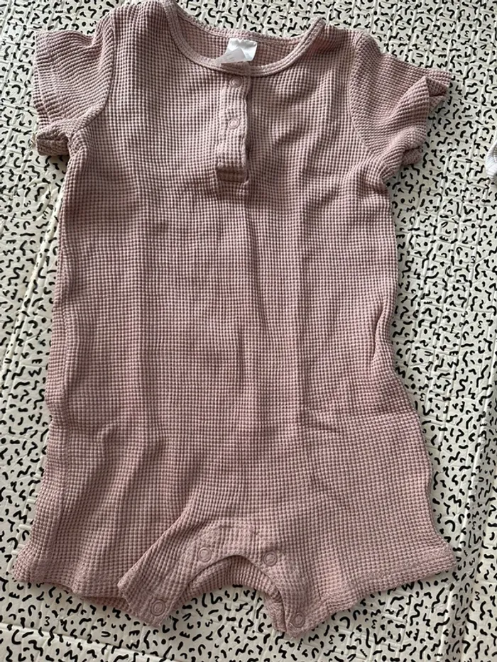 Lot de 2 combi short 18 mois - photo numéro 2