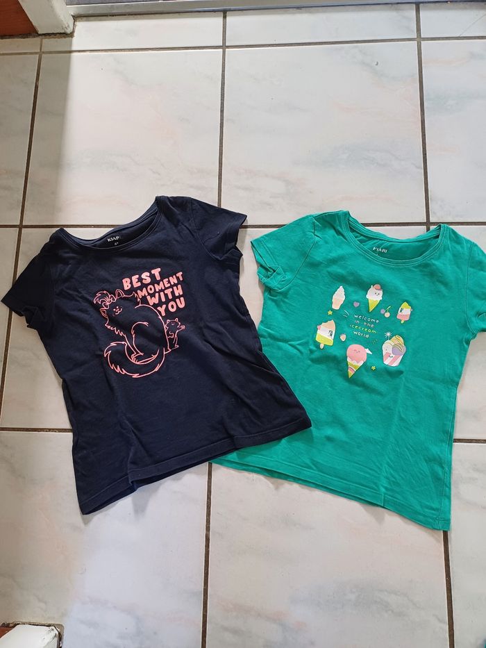 Lot t shirt et débardeurs 4 ans - photo numéro 3