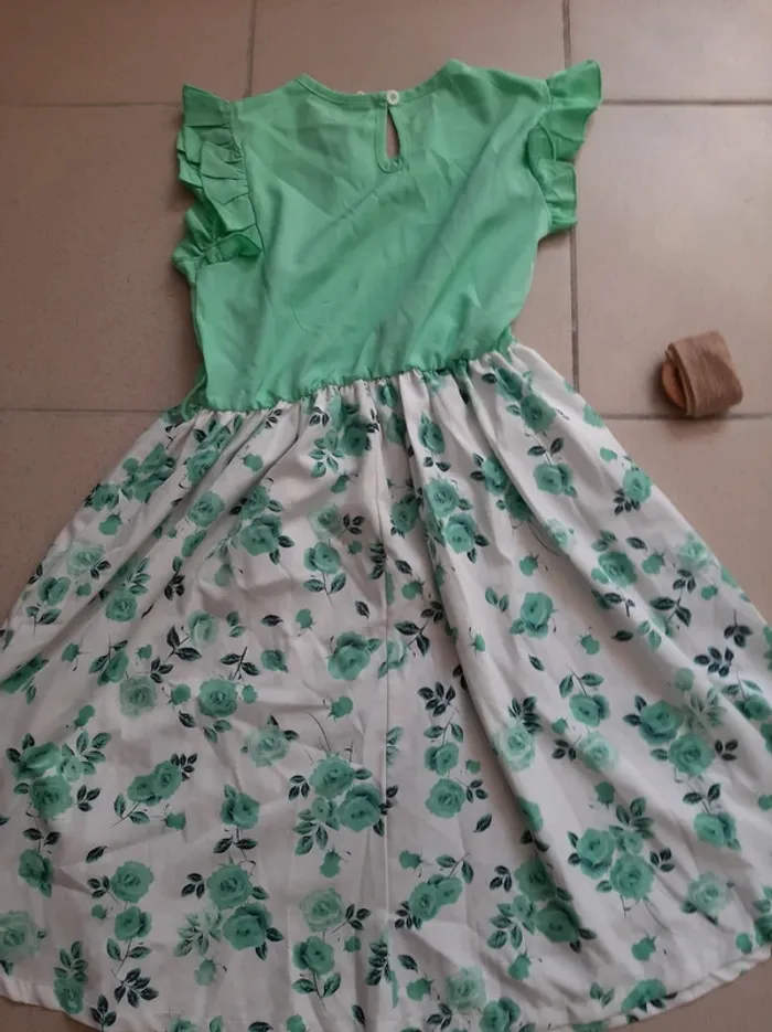 Robe fille avec ceinture 10 ans - photo numéro 5