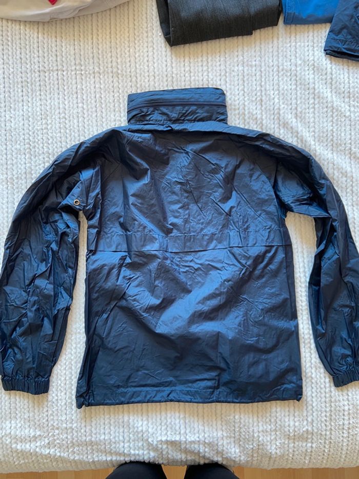 K-way bleu à capuche / Taille 14 ans - photo numéro 2