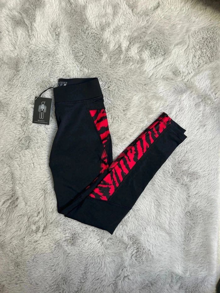 Legging HPE noir rouge taille S