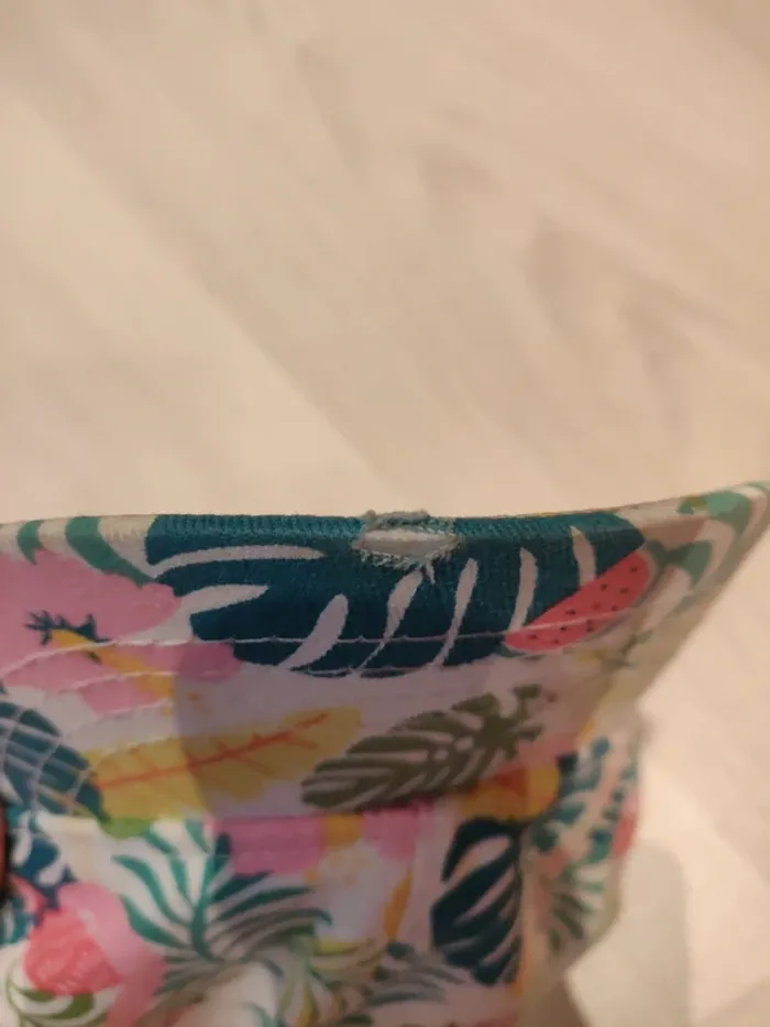Casquette imprimé floral et flamands roses - photo numéro 4