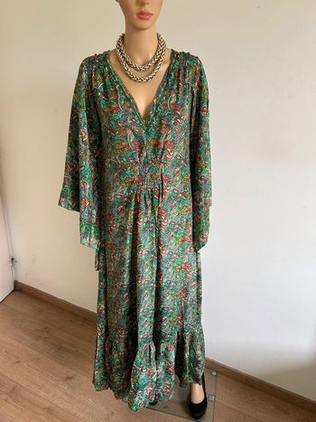 Robe longue verte neuve en soie Corte Hindu taille unique