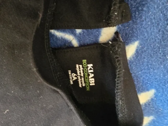 Adorable robe noire Kiabi, en très bon état - photo numéro 3