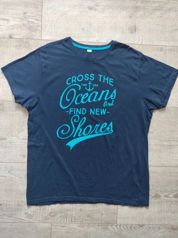 Tee-shirt manches courtes bleu marine motif imprimé turquoise XL