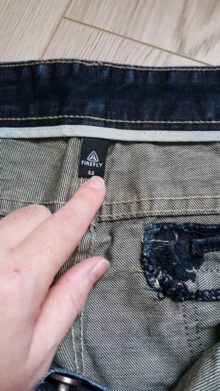 Jean bleu foncé coupé droite taille 44 - photo numéro 3