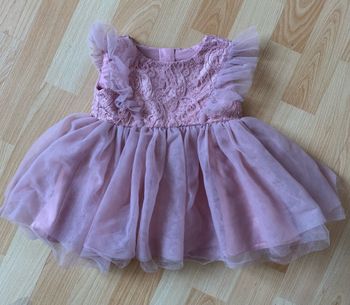 Jolie petite robe vieux rose 6/9 mois