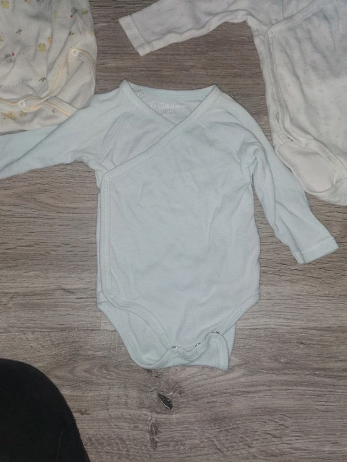 Lot de 3 bodys 1 mois - photo numéro 3