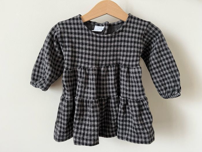 Robe zara 6/9 mois