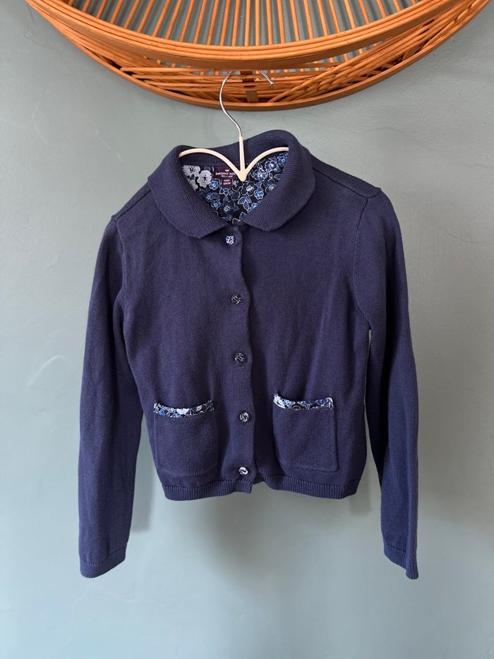 💙 Gilet Sergent Major Marine Col Claudine et Détails Fleuris