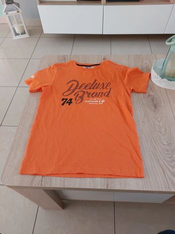 Tee shirt garçon deeluxe 74 taille 12 ans très bon état