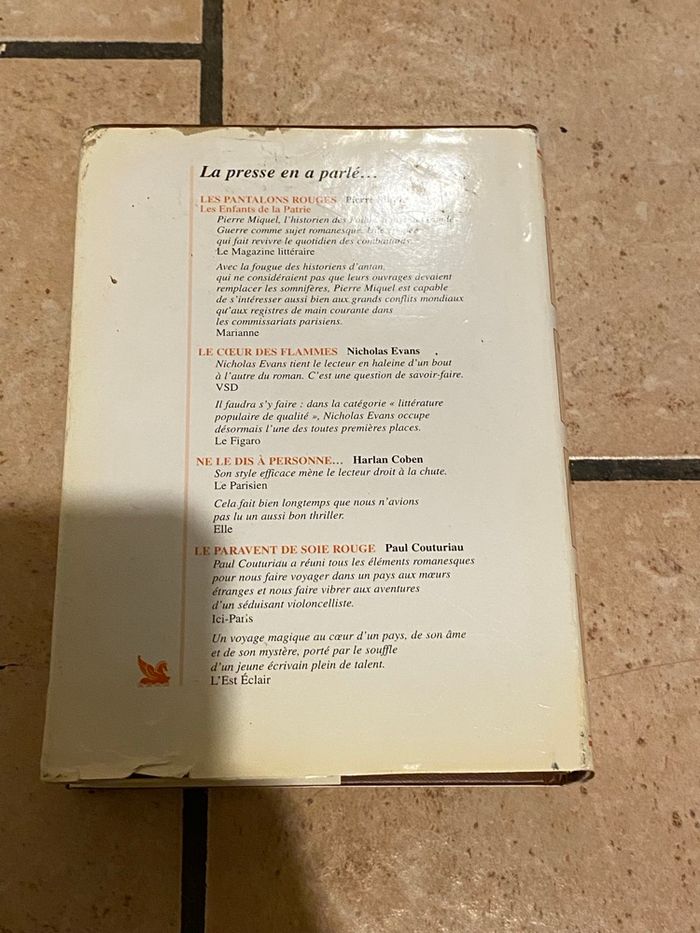 Livre roman - photo numéro 2