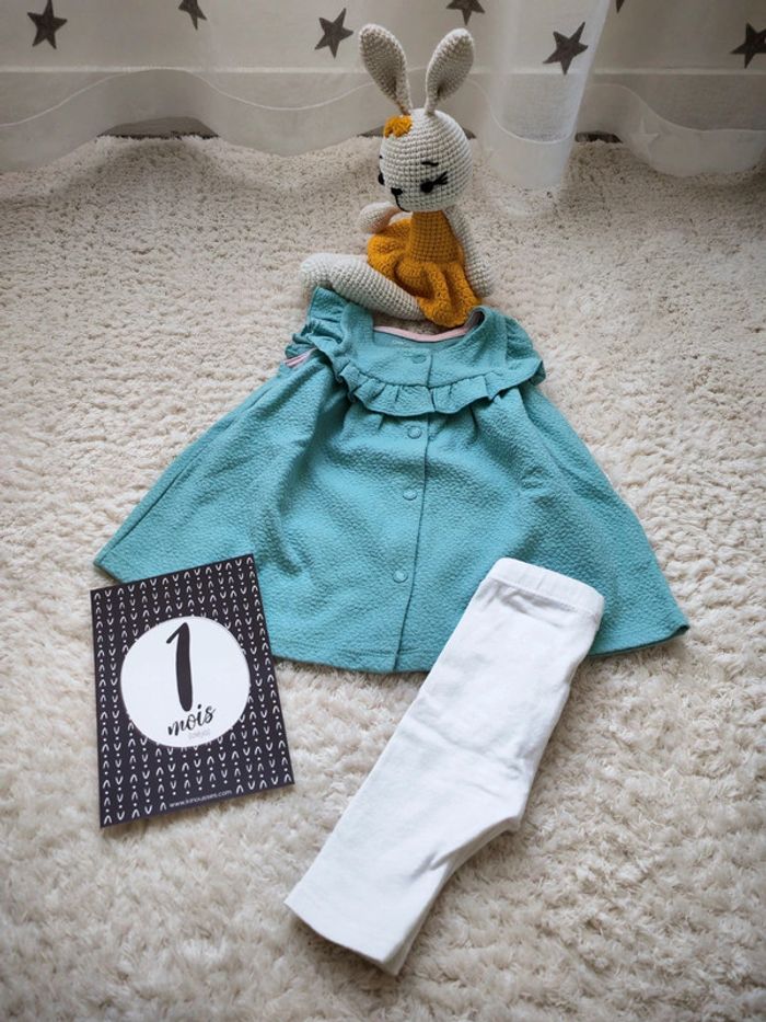 Robe + legging 1 mois okaidï