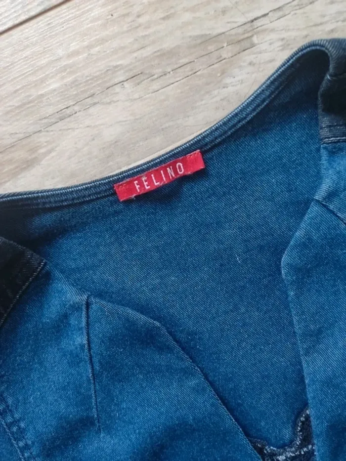 Robe mi-longue en jeans sans manches avec poches et empiècements bleu marine taille 38 Felino - photo numéro 9