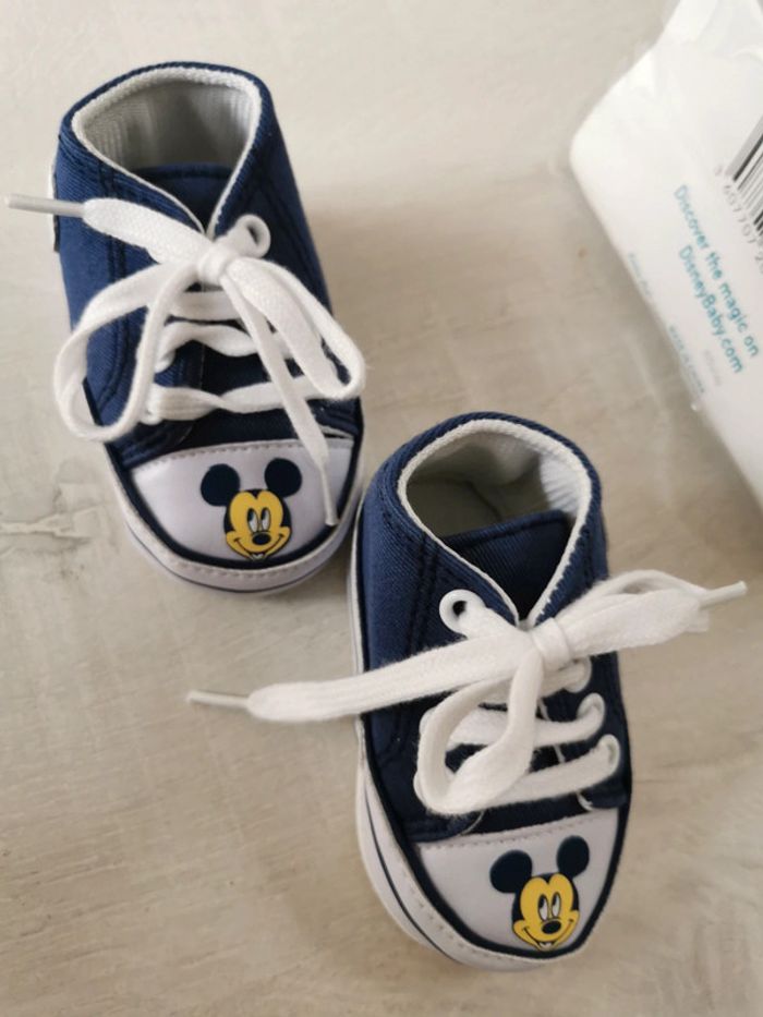 Chaussures Mickey naissance - photo numéro 2