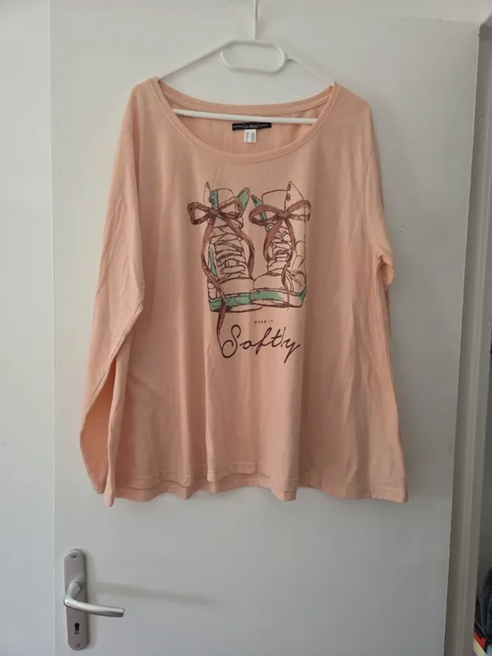 Tee-shirt manche longue femme grande taille rose motifs TBE taille 50-52 venca